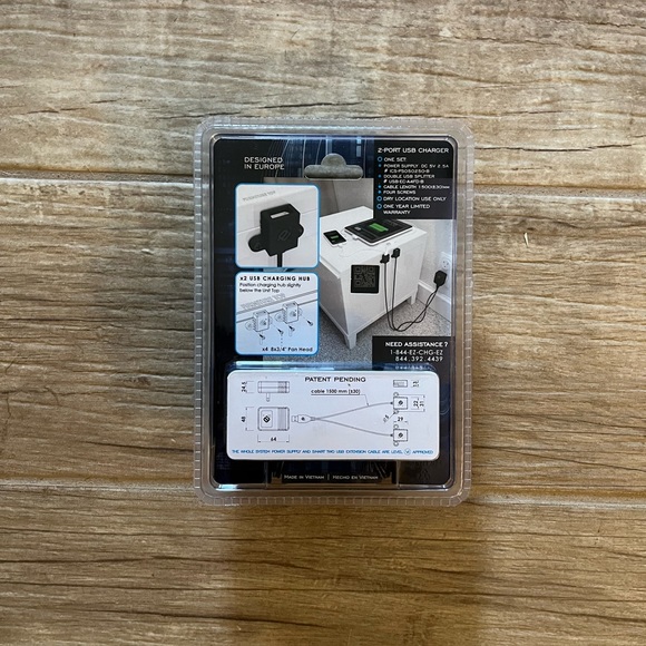 EZ Collection 2-Port USB Charger, bundle of 2 - Picture 3 of 3